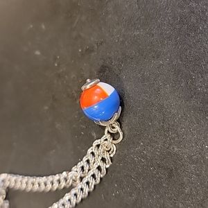 JAMES AVERY RETIRED TEXAS GLASS CHARM w/SMALL JAMES AVERY silver charm bracelet